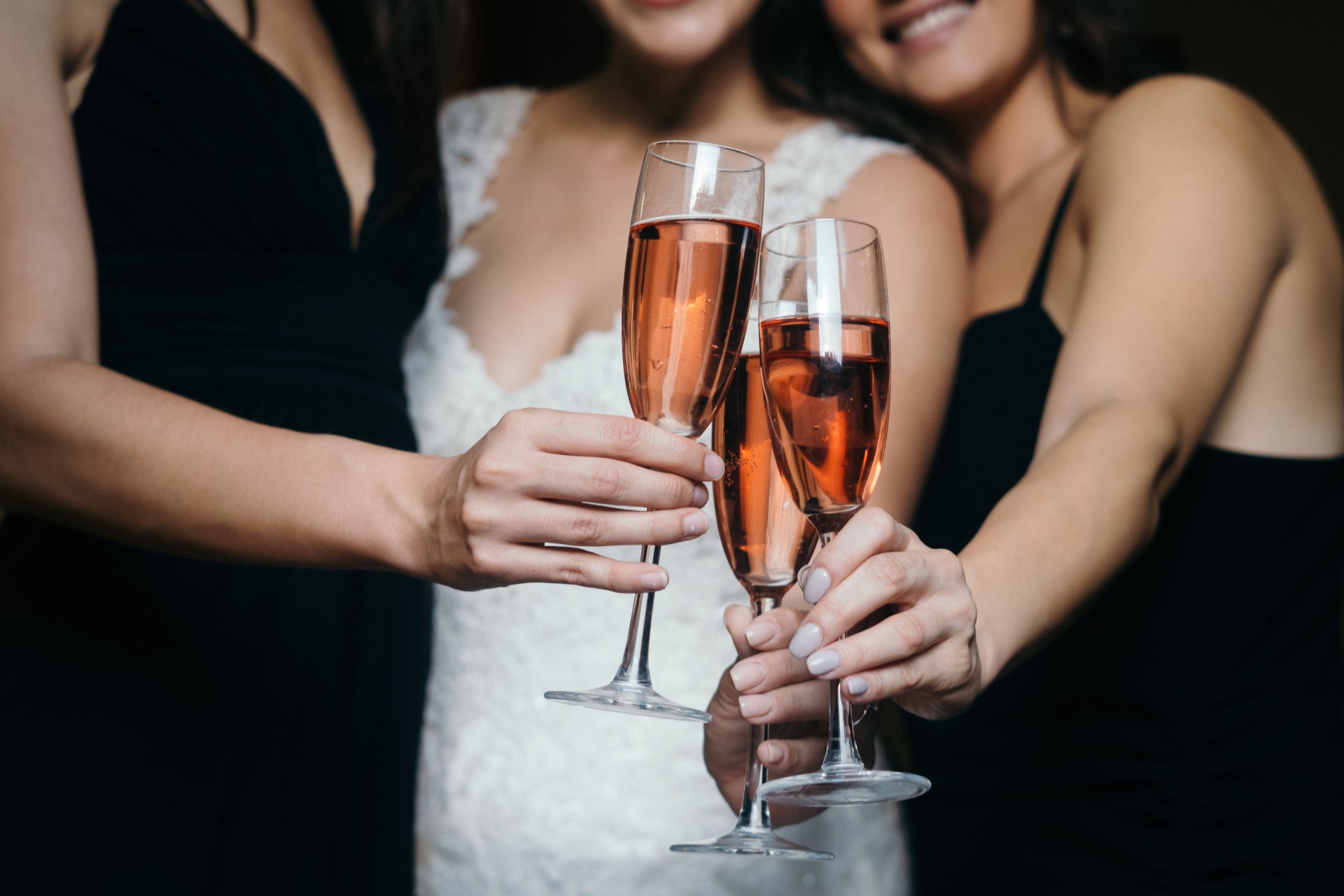 4 consejos para tu maquillaje de invitada de boda que debes conocer