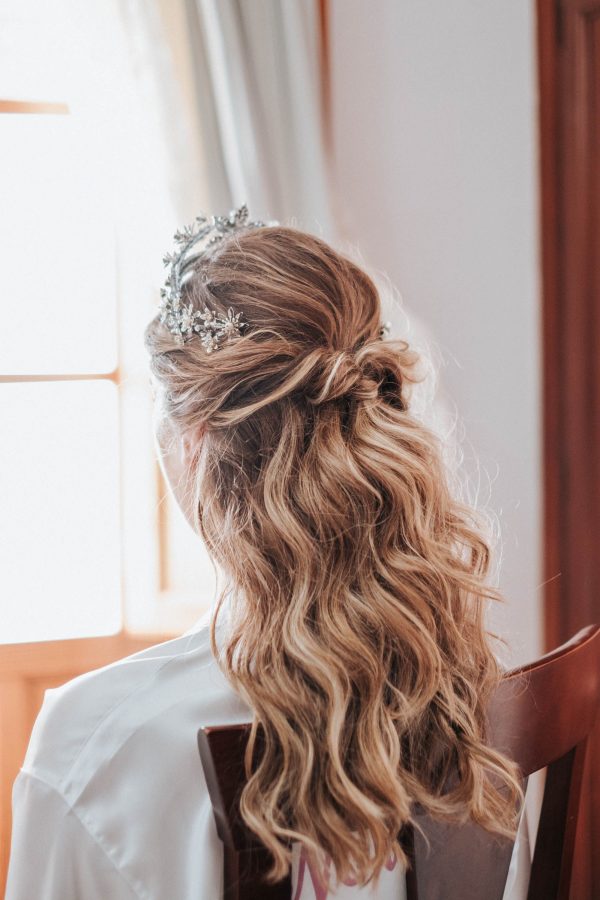 peinados pelo rizado para bodas