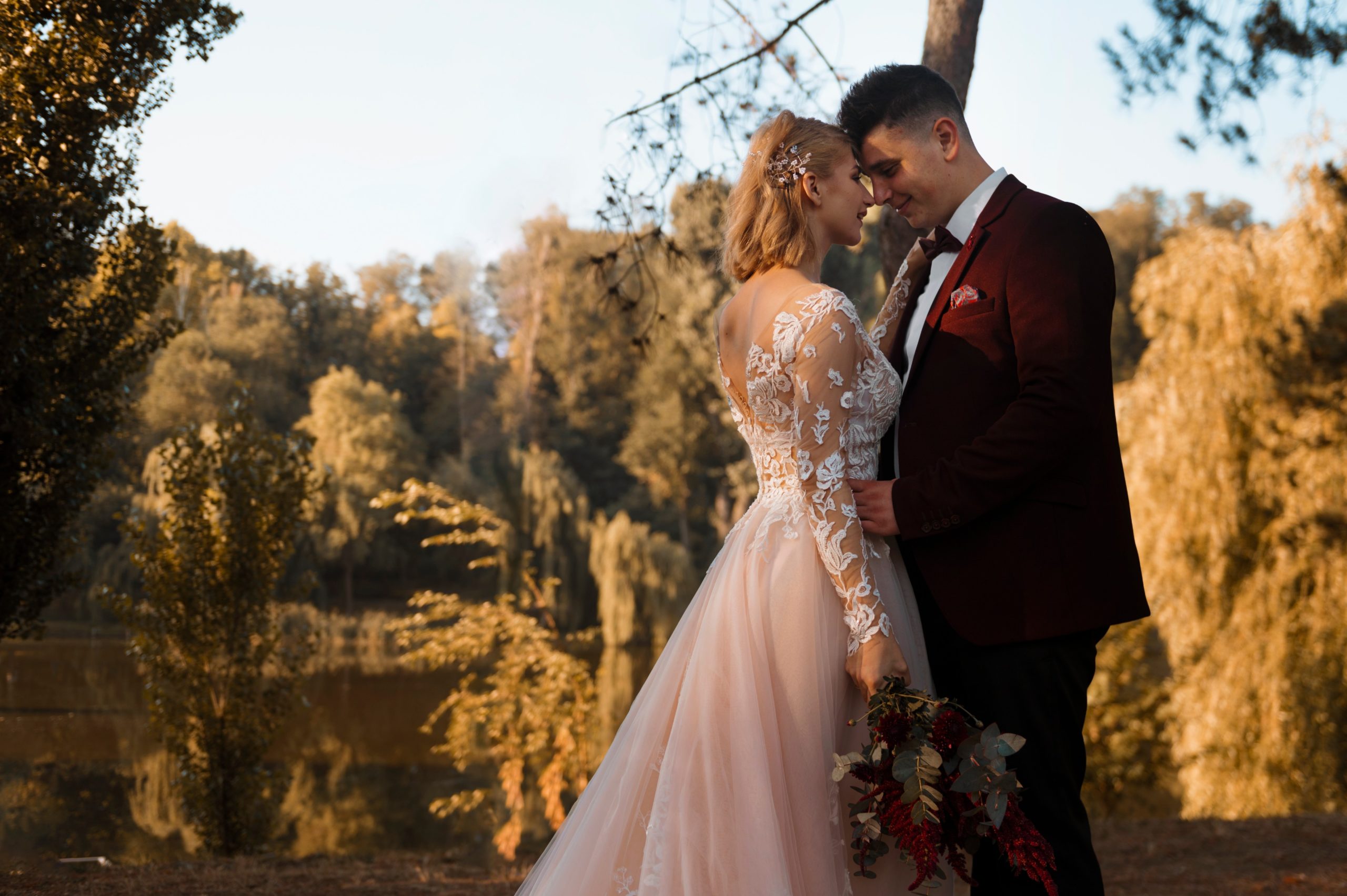 💍🎉 ¡Celebra el amor en la Masía Mas Badó! Espacio mágico para tu boda soñada 💒🌷
