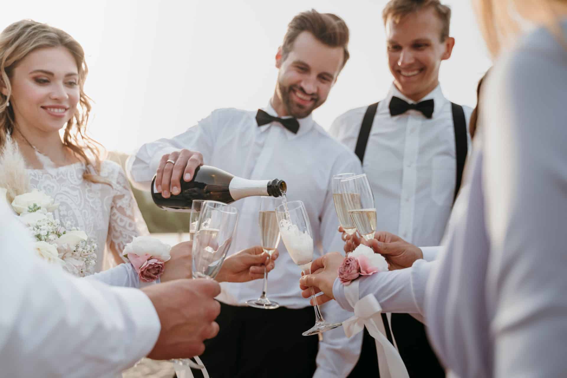 💑🎩 ¿Preparada para la Fiesta? El Kit Antiresaca que Todo Invitado Debe Tener en una Boda ¡Descúbrelo Aquí! 🍹💤